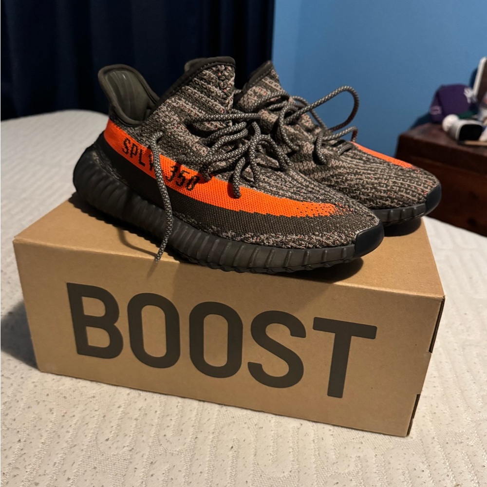 Yeezy Dark Beluga Lightly used Great condition